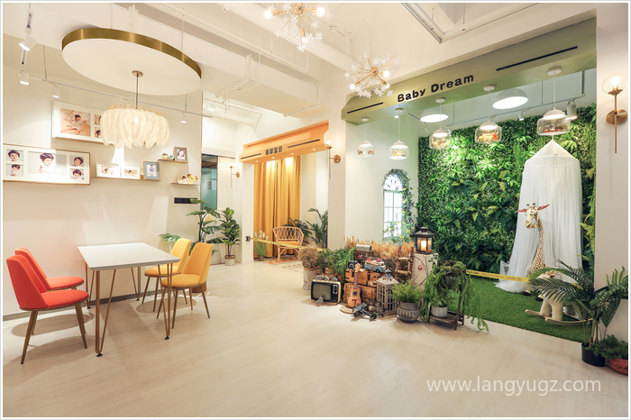 童夢(mèng)兒童攝影店餐廳場(chǎng)景圖片